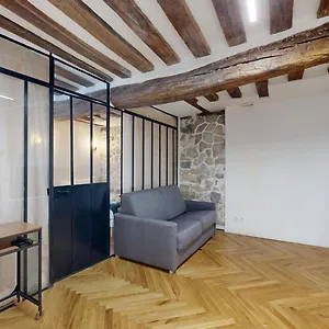 323 Louis - Superbe A Apartamento
